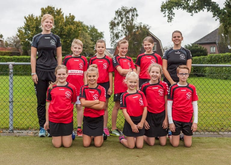 D1 geeft niet op tegen Dindoa