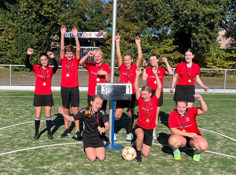 De Eemvogels C1 herfstkampioen