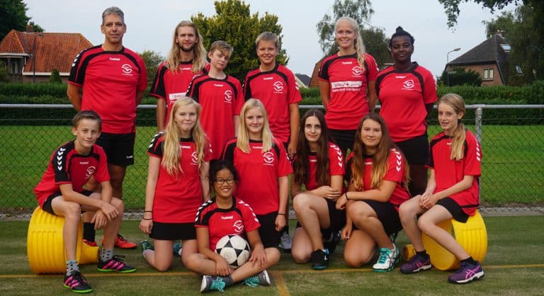 De Eemvogels C1 wint en kruipt op in het klassement