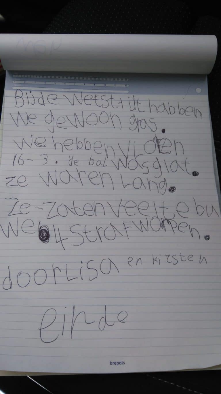 De wedstrijd van de E1 op het veld