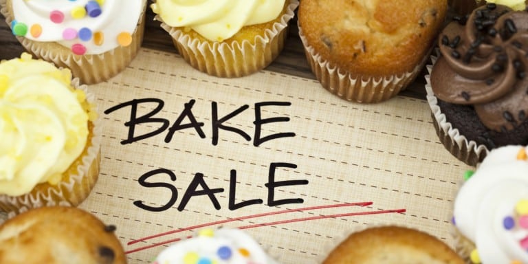 Hélène (A1) organiseert bake sale voor Thailand