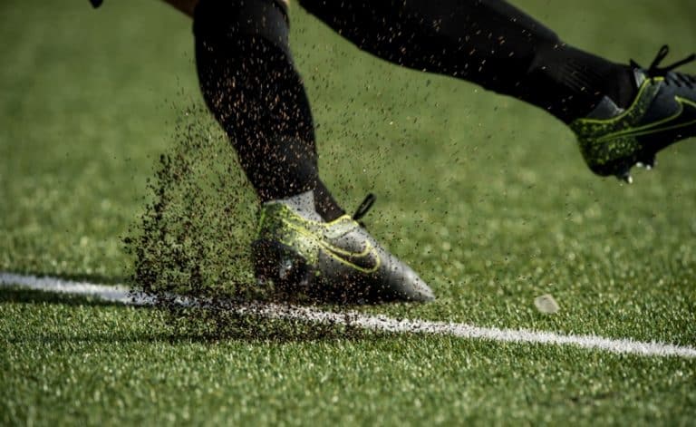 Nieuwsbericht over rubbergranulaat in kunstgrasvelden